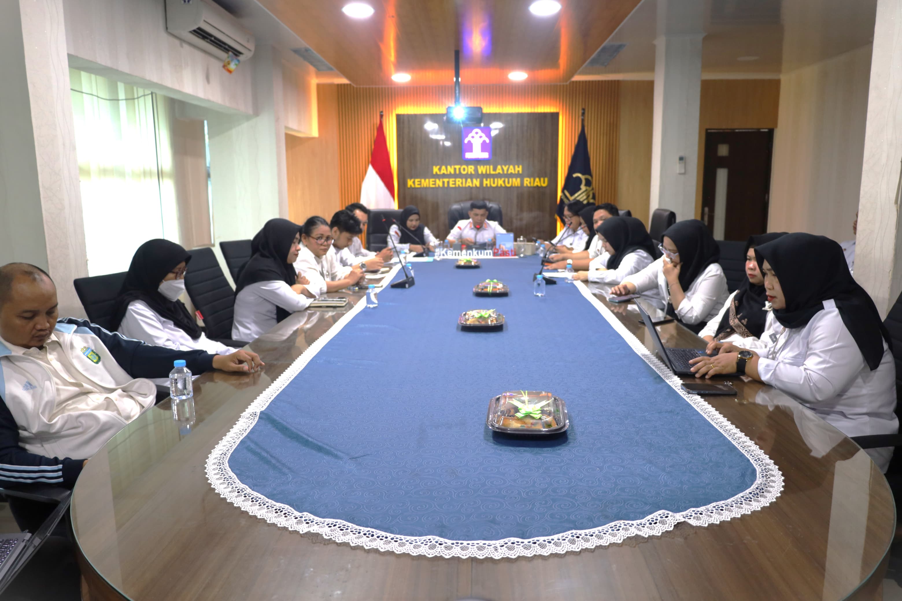 Kemenkum Riau Gandeng LAN RI Evaluasi Standar Layanan Bantuan Hukum