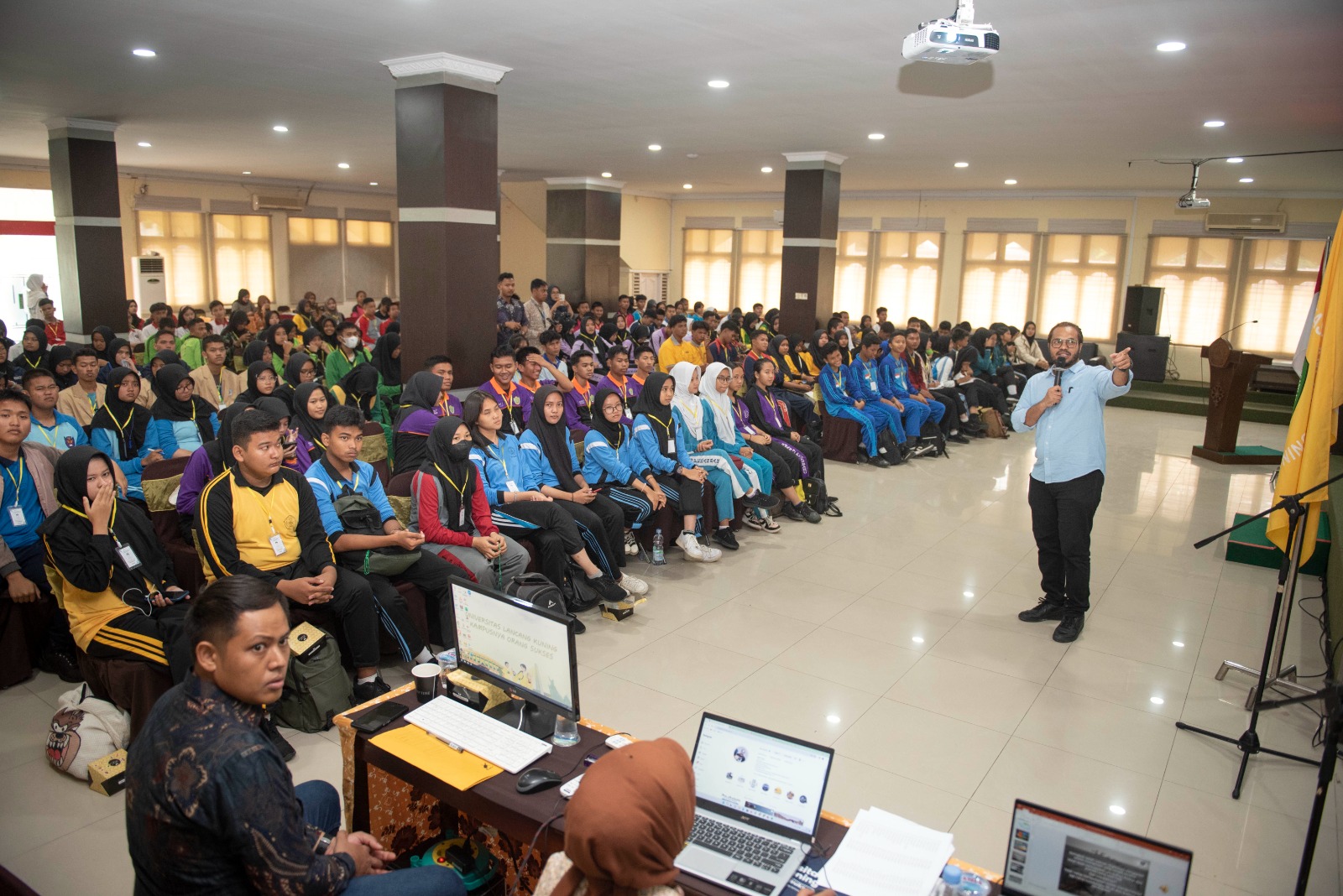 Tokoh Muda Pekanbaru Ridho Ikhsan Dukung Program LDKS Unilak
