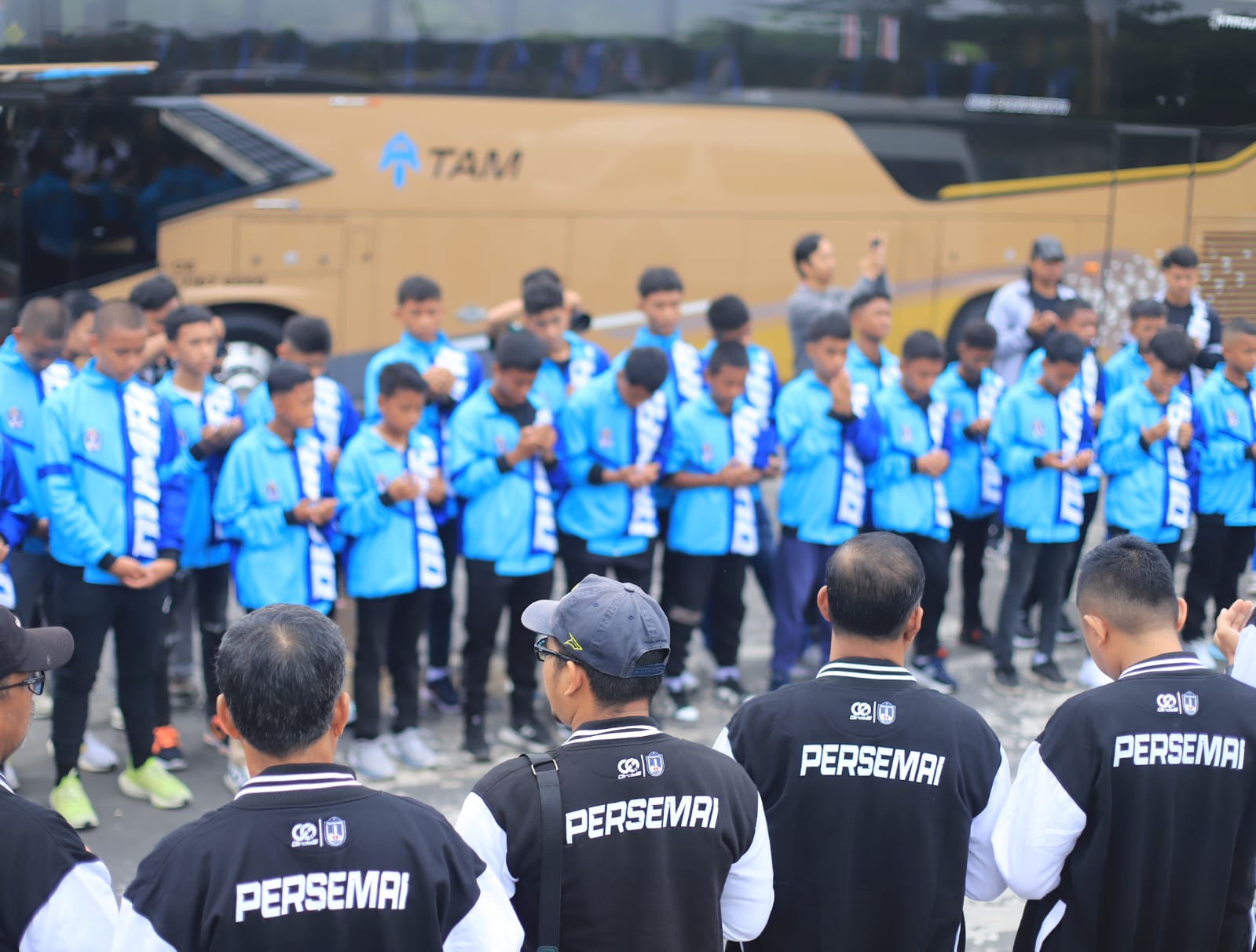 KONI Dumai Lepas Tim Persemai Menuju Putaran Nasional Soeratin U-13 di Yogyakarta.