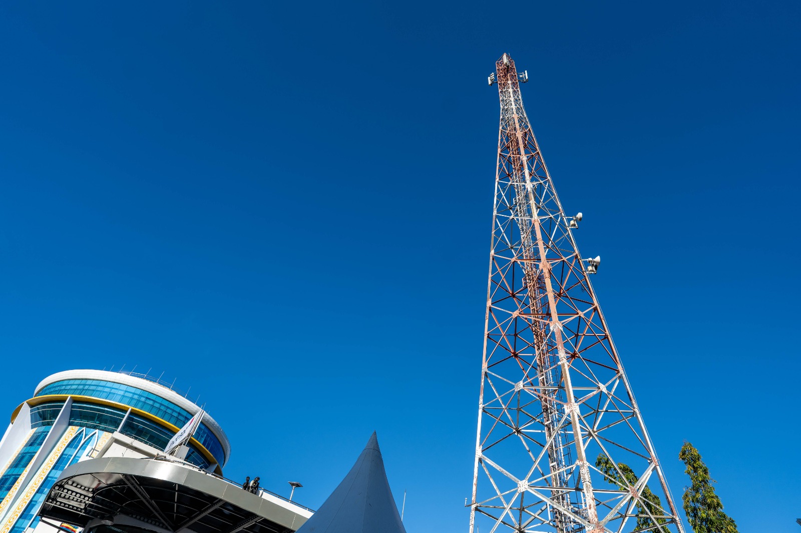 Indosat Pertahankan Profitabilitas dan Perkuat Fondasi Bisnis di Tengah Dinamika Pasar yang Menantang