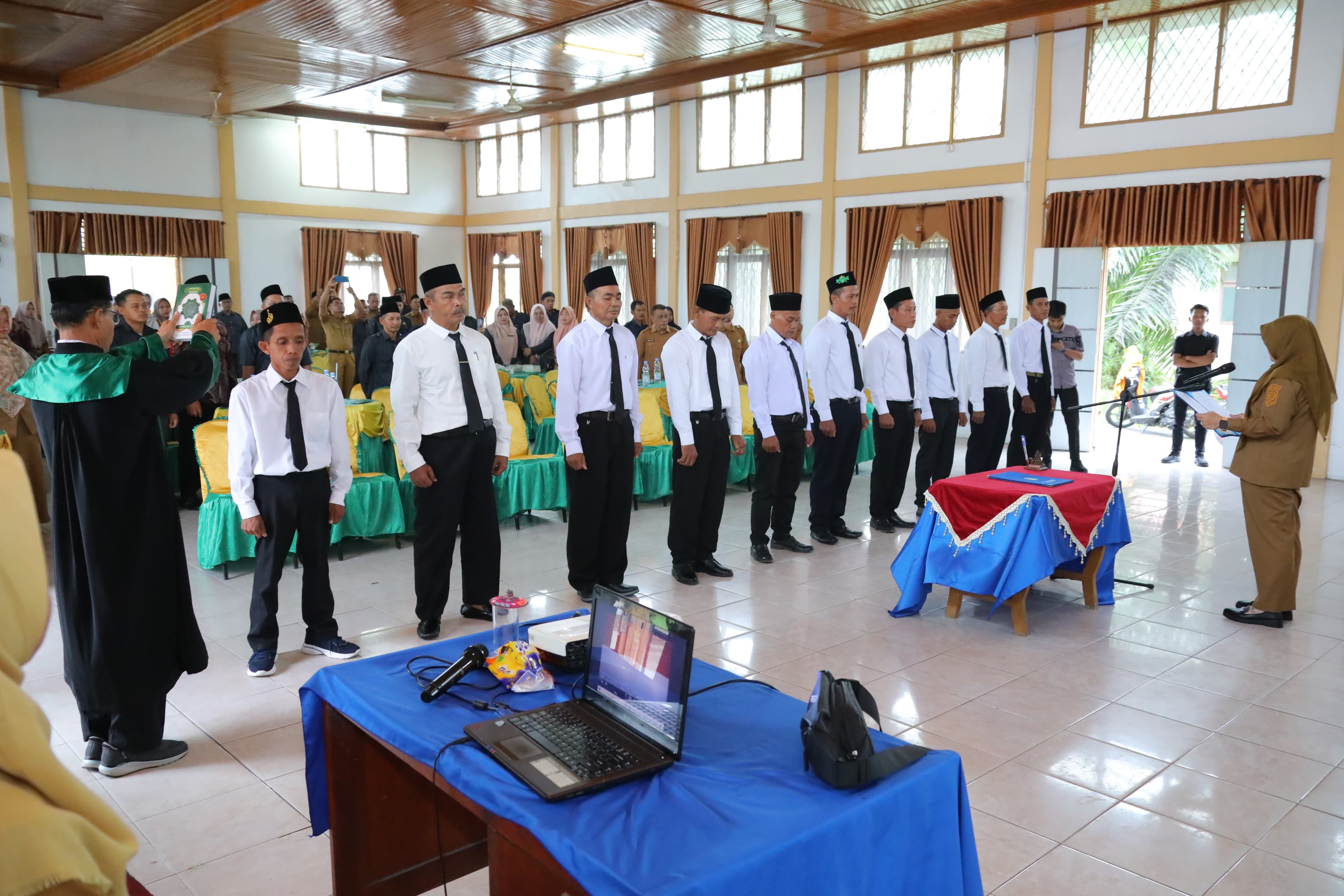 Lantik PAW Bapekam, Bupati Afni Dorong Budaya Disiplin Lewat Keteladanan Pemimpin