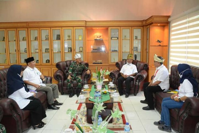 Danrem 031/WB Apresiasi Program Yayasan Tuah Melayu Riau