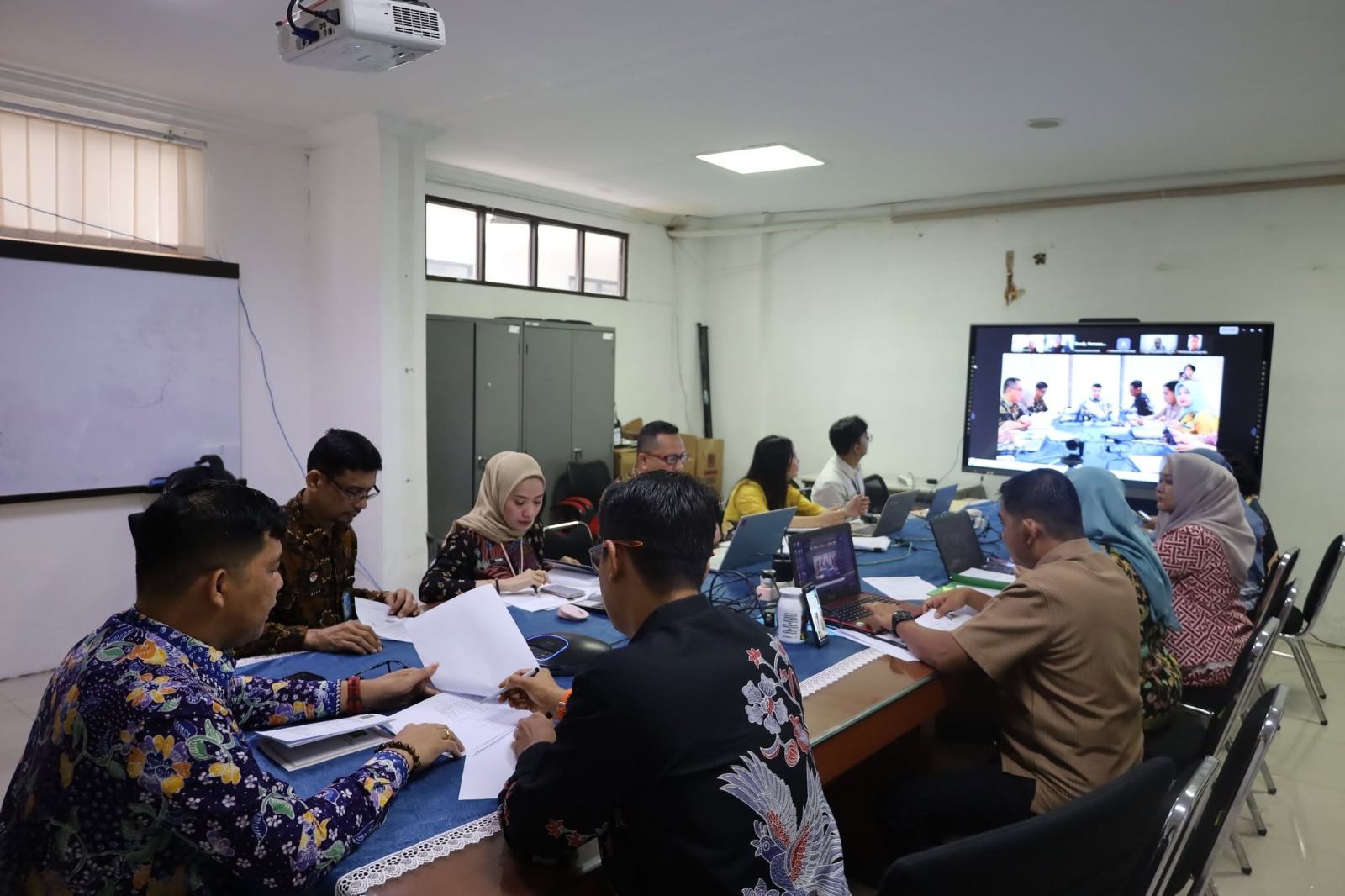 Tingkatkan Kepatuhan dan Kualitas Layanan, Kemenkum Riau Lakukan Pengawasan Kantor Notaris Baru Secara Daring