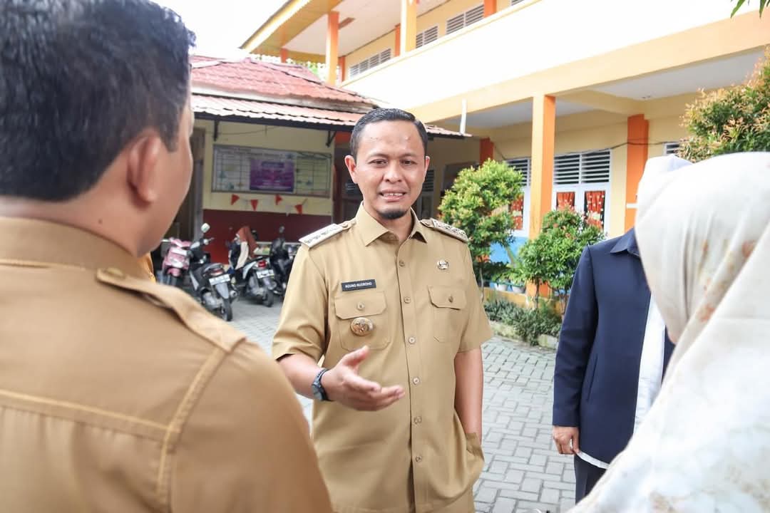 Wako Pekanbaru Agung Nugroho Bakal Copot Kepsek yang Minta Uang Perpisahan