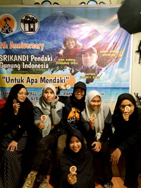 Srikandi Pendaki Gunung Indonesia Diskusikan Untuk Apa Mendaki