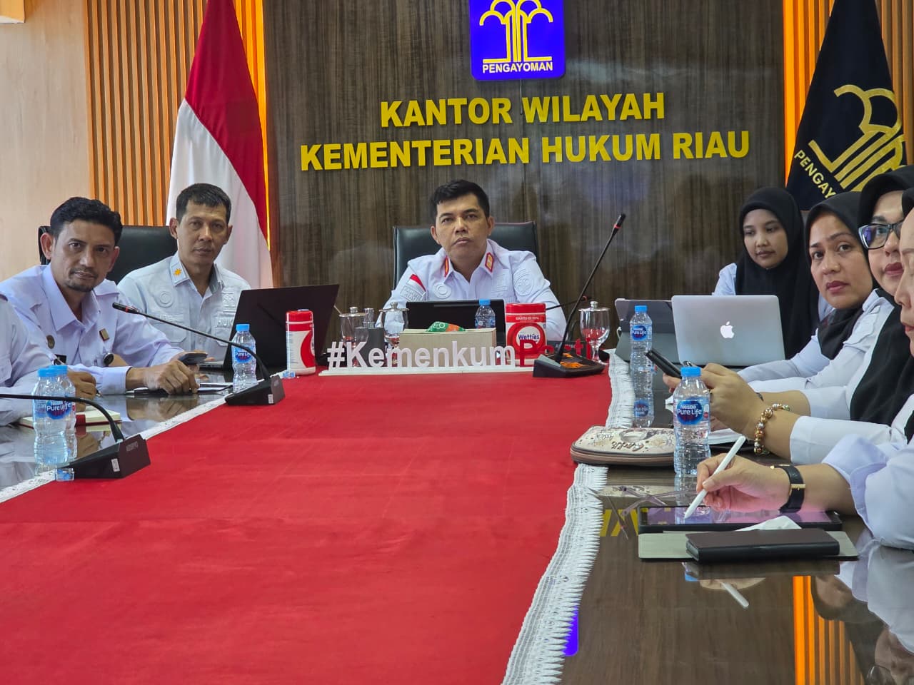 Kemenkum Riau Ikuti Rapat Anev Kinerja Triwulan III 2025