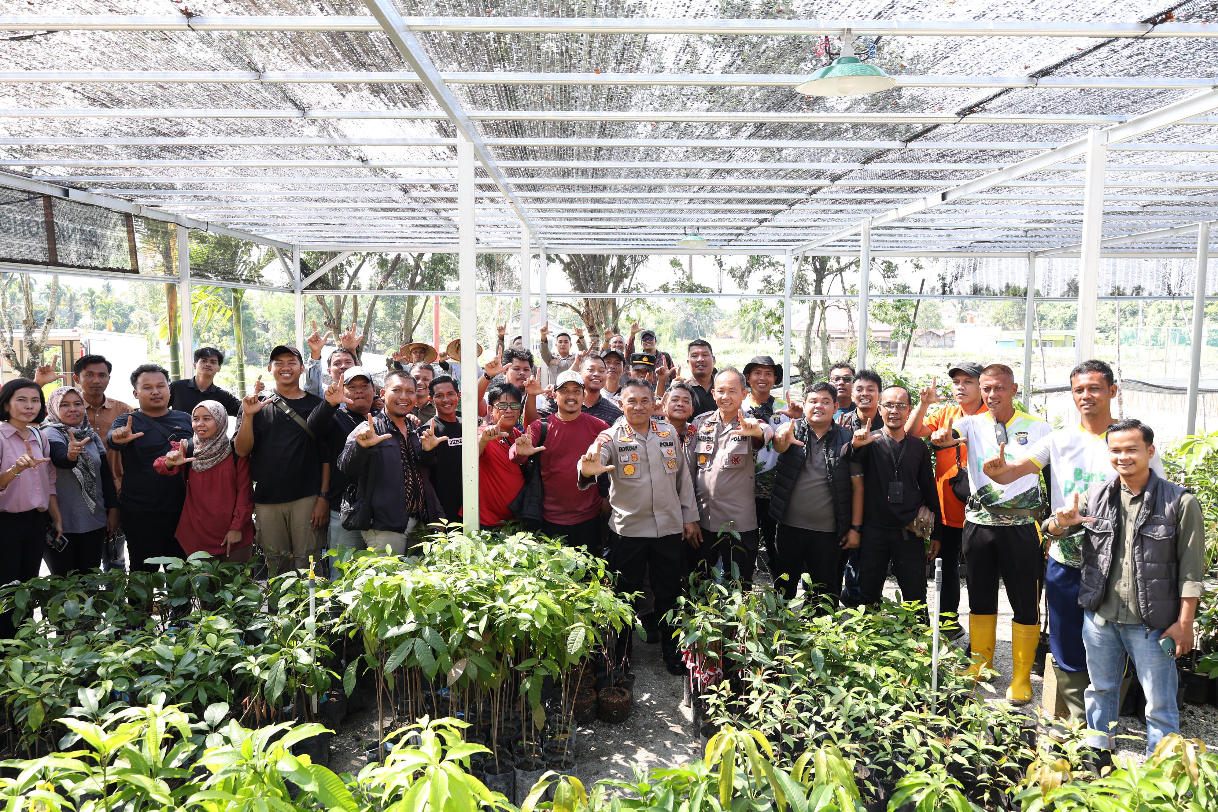 Silaturahmi Bersama Wartawan,  Polda Riau Berharap Dapat Menjalin Sinergi  Mewujudkan Riau Lebih Hijau