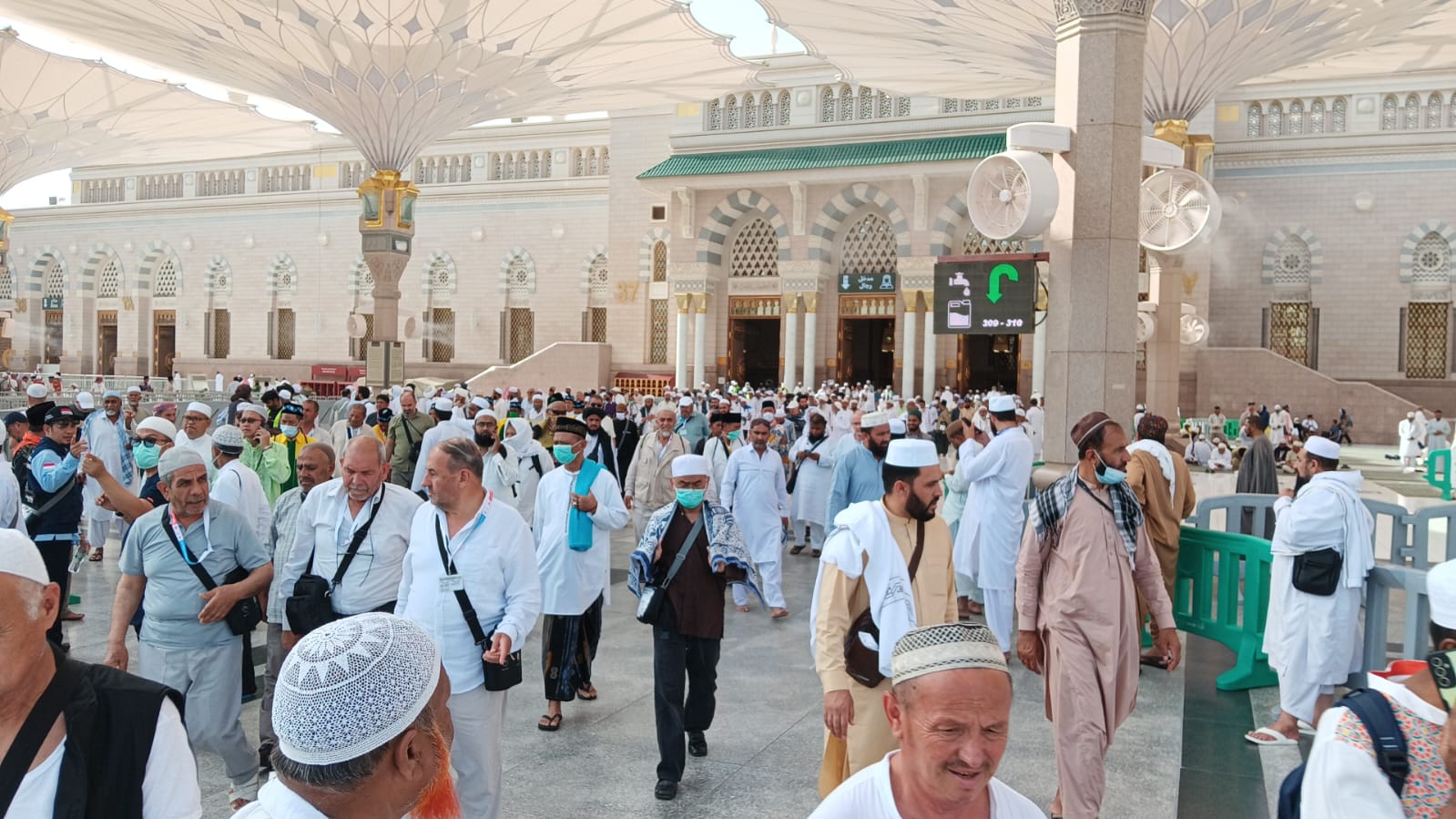 Di Mekkah, Jamaah dapat Manfaatkan Bus Shalawat ke Masjidil Haram
