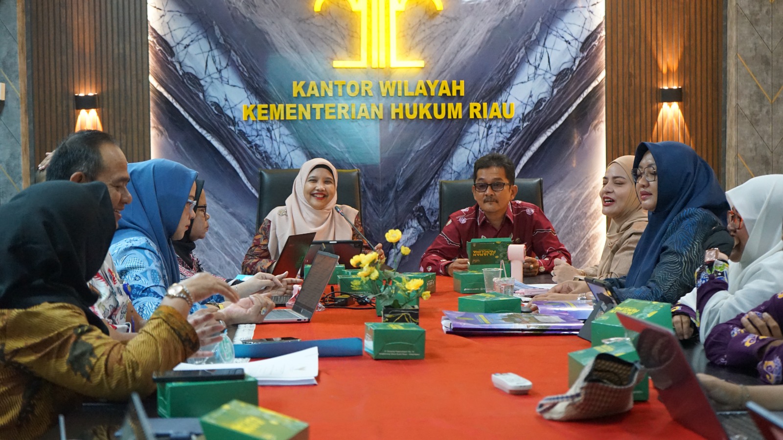 Harmonisasi Delapan Ranperbup Inhik, Kemenkum Riau Dorong Produk Hukum Daerah Berkualitas