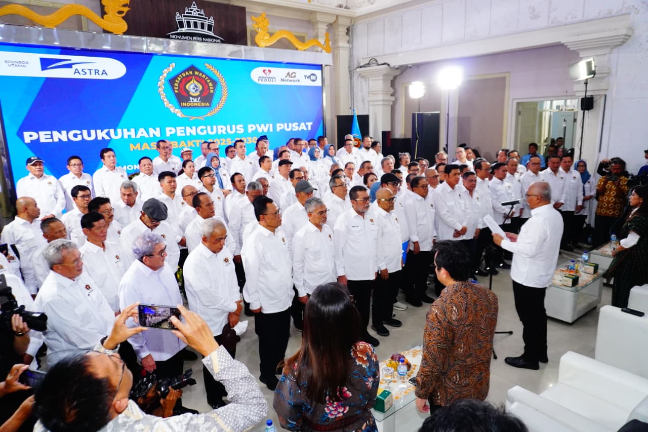 Pengurus PWI Pusat Periode 2025-2030 Dikukuhkan, Meutya Hafid: Pengukuhan Ini Ibarat Cahaya Kebenaran