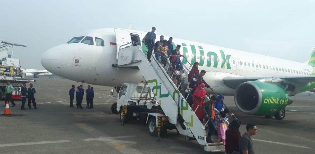 Tunjukkan Vaksin Booster, Naik Pesawat Tak Diwajibkan Test Covid-19