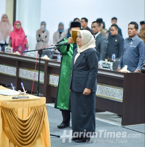 Zulhendri Resmi Digantikan Asih Rilyanti Jadi Anggota DPRD Kuansing