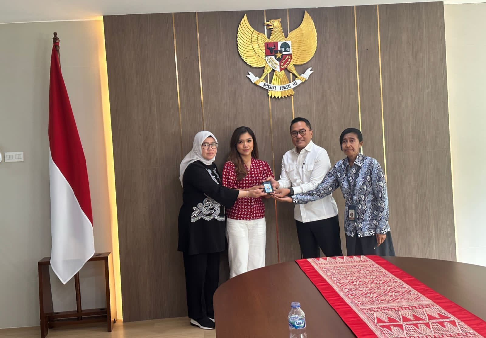 Biro Pers Sekretariat Presiden Kembalikan Kartu Pers Wartawan CNN Indonesia
