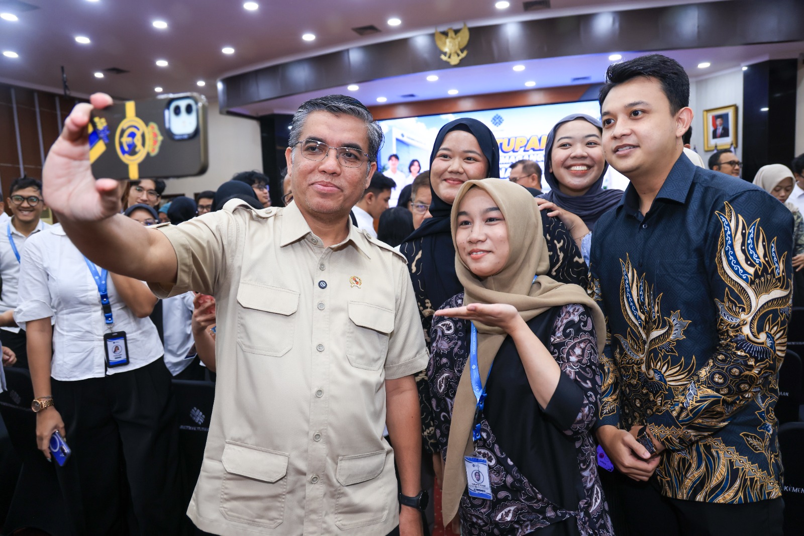 Program Magang Nasional Batch 2 Resmi Ditutup, Menaker: Jadi Bekal Masuk Dunia Kerja
