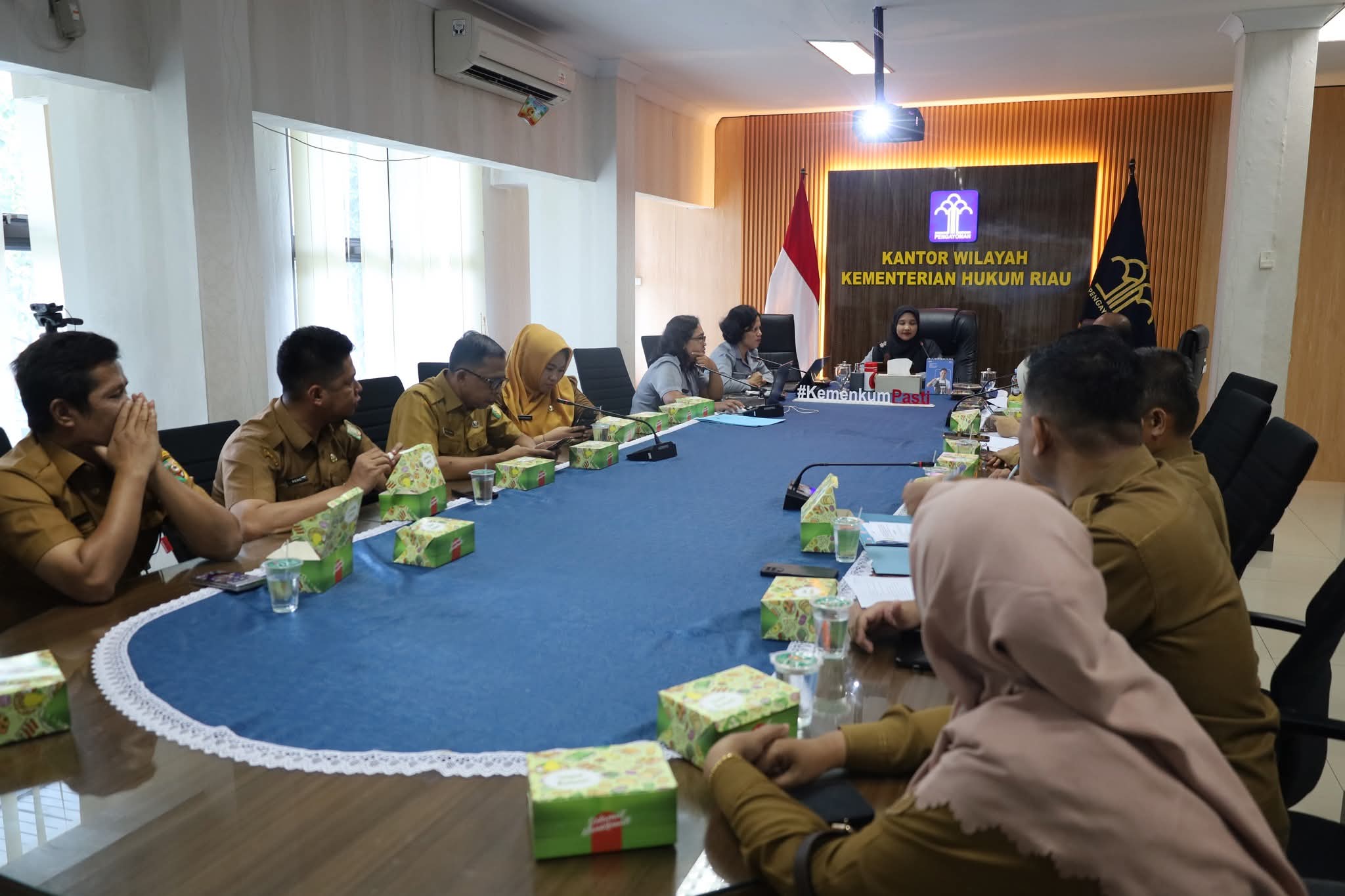 Kemenkum Riau Gelar Rapat Harmonisasi Ranperbup Kuansing