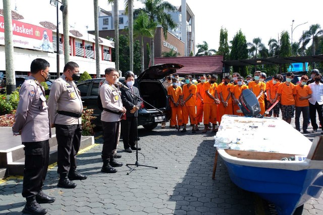 Dalam 9 Hari, Polda Riau Gulung 11 Pelaku Sindikat Narkoba di Empat Lokasi Berbeda, 2 DPO