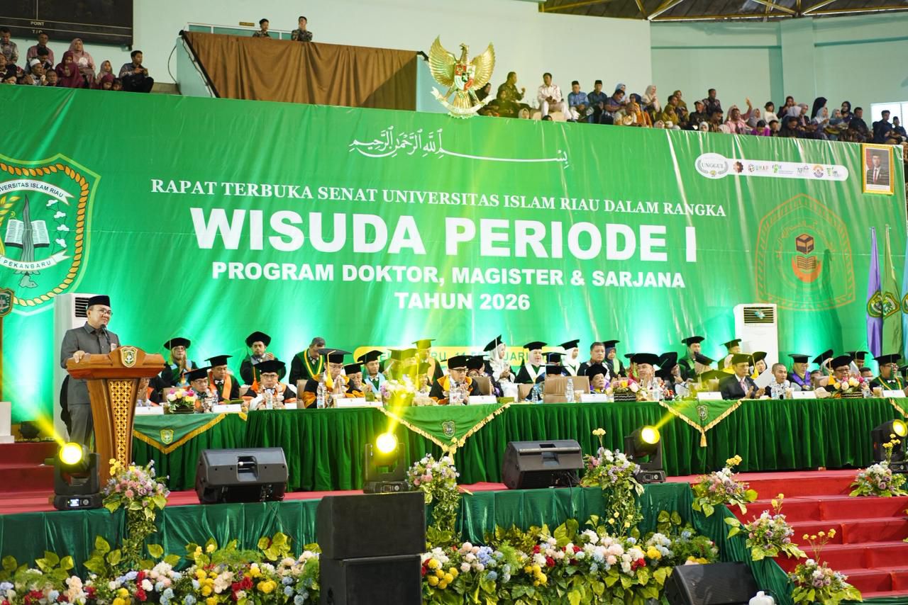 UIR Gelar Wisuda Periode 1 2026, Tegaskan Komitmen Cetak Lulusan Unggul dan Berdaya Saing