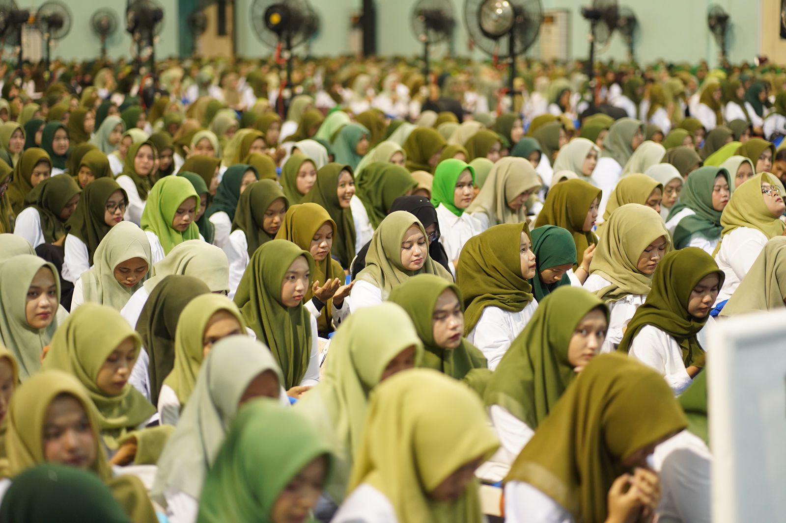 5.988 Mahasiswa UIR ikuti Kuliah Perdana Tahun Ajaran 2025/2026