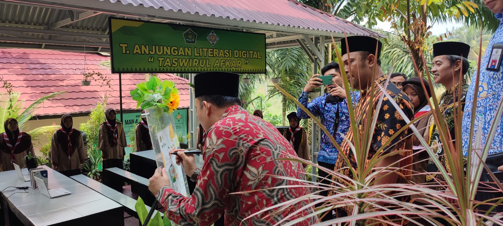 MAN 4 Pekanbaru Gelar Rapat Kerja Tahunan