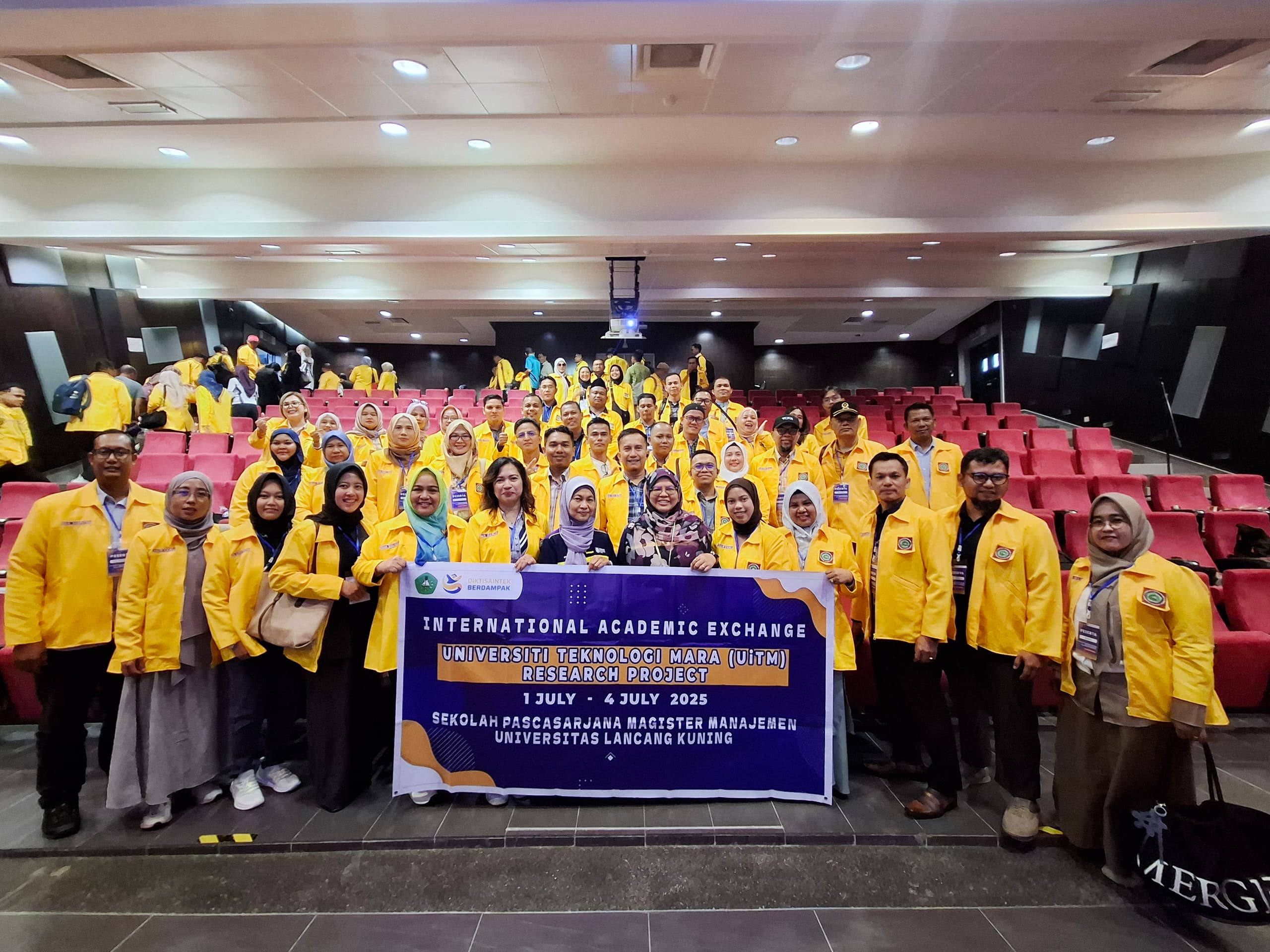 Berkunjung ke UiTM Malaysia, Prof Junaidi: Kita Ingin Mengenalkan Unilak Semakin Oo Internasional