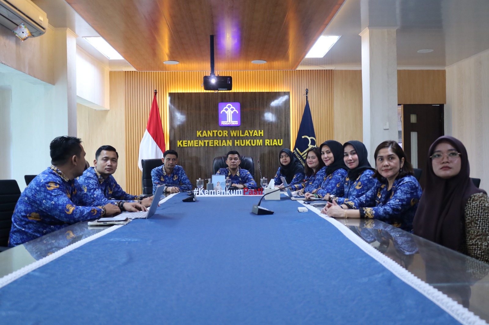 Kanwil Kemenkum Riau Saksikan Tayangan Virtual Peringatan Hari Kesaktian Pancasila 2026
