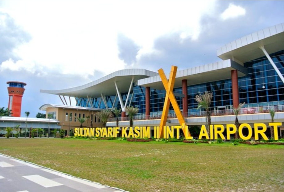 Penerbangan Internasional Melalui Bandar Udara Sultan Syarif Kasim II Pekanbaru Kembali Dibuka