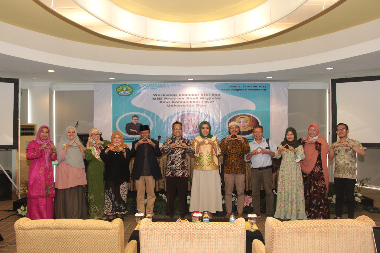 Tinjau Kurikulum, Program S2 Komunikasi Fisip Unri Gelar Workshop Evaluasi Visi Misi