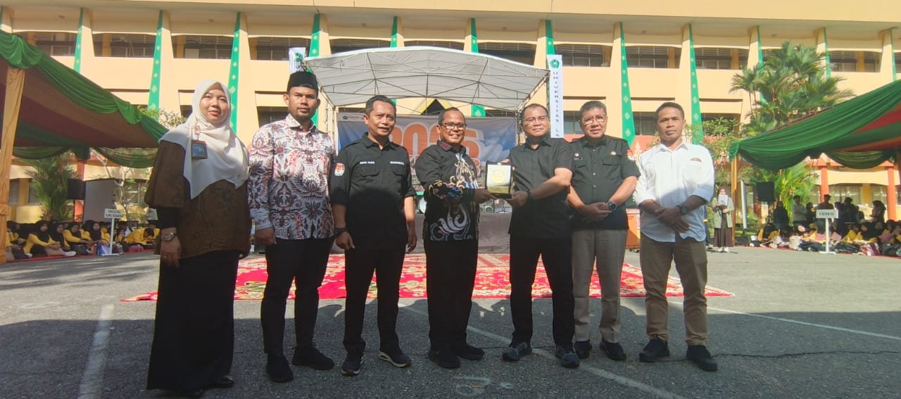 Perkuat Kolaborasi, Unilak dan KPU Riau Teken MoU