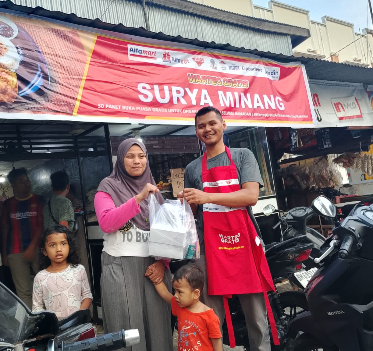 Kolaborasi WINGS Group, Alfamart Gelar Program Warteg Gratis