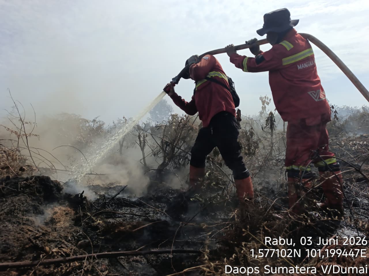 Kepung Karhutla 70 Ha di Rantau Bais, Tim Manggala Agni Kerahkan Pasukan Tambahan