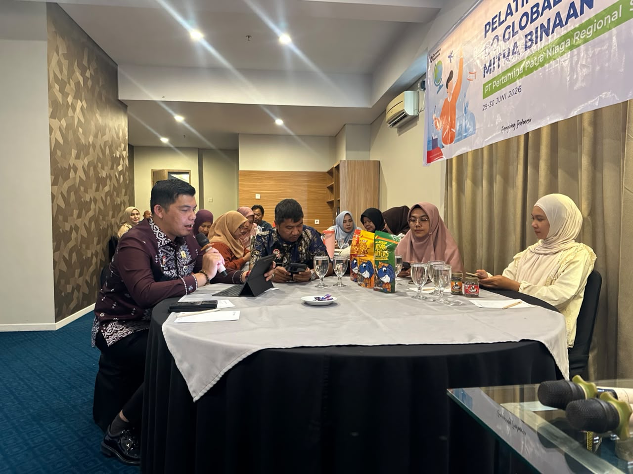 Dukung UMKM Naik Kelas, Kakanwil Kemenkum Riau Fasilitasi Layanan AHU di Pelatihan Go Global Academy Pertamina