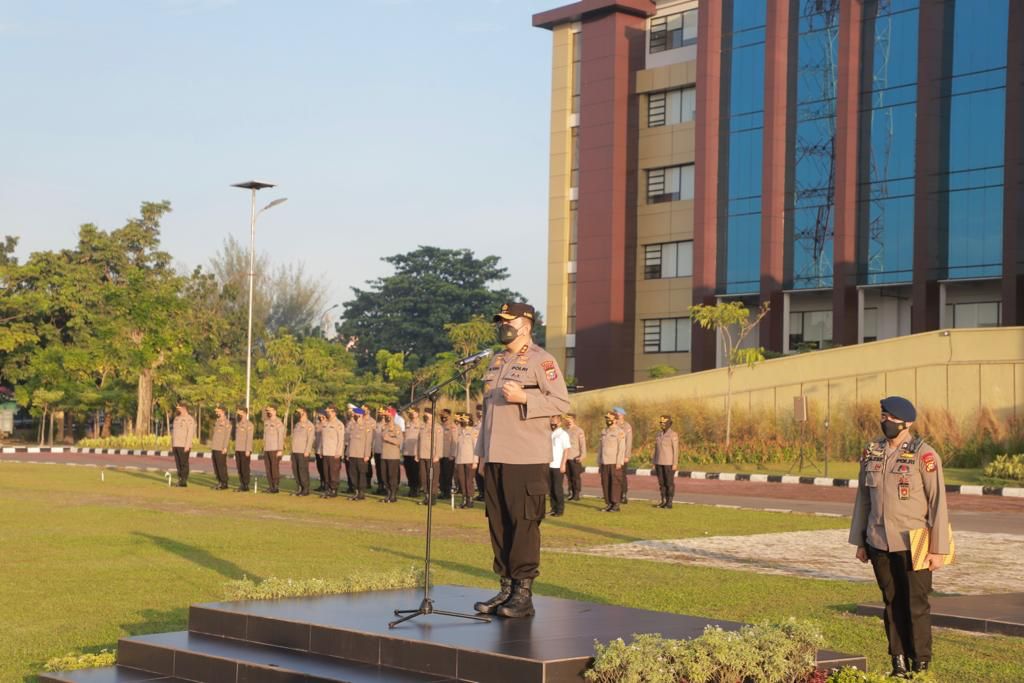 Apel Perdana Kapolda Riau, Irjen Pol Iqbal: Profesionalisme Harus Kita Tegakkan