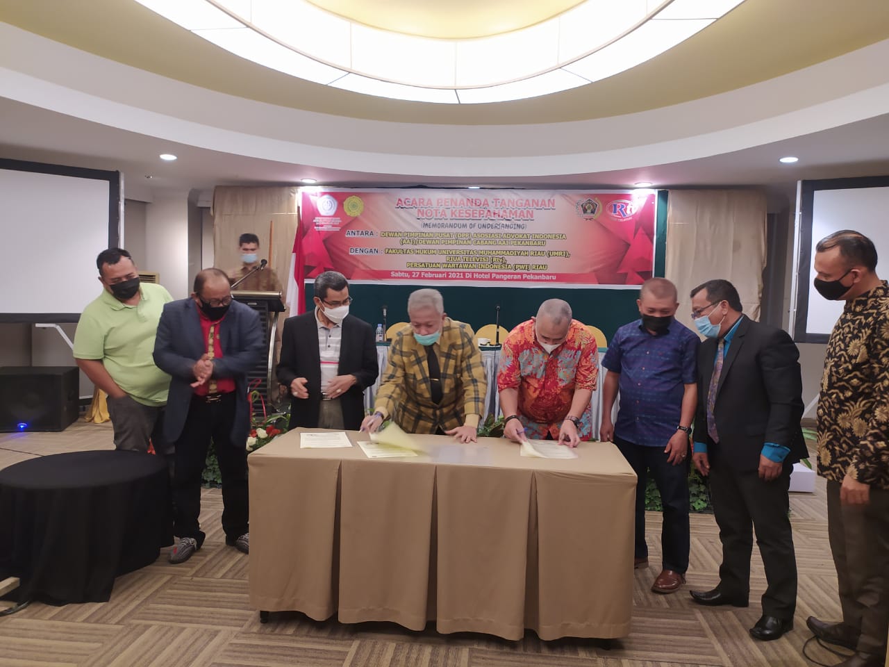 AAI dan PWI Riau Teken MoU Bantuan Hukum