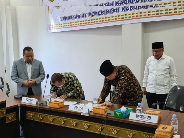 Bupati Meranti Sebut Pascasarjana UIR Small Is Beautiful
