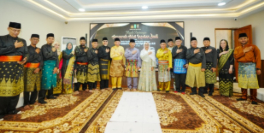 Helat Anugerah Adat Ingatan Budi ke Kapolri akan Dihadiri 1.173 Undangan