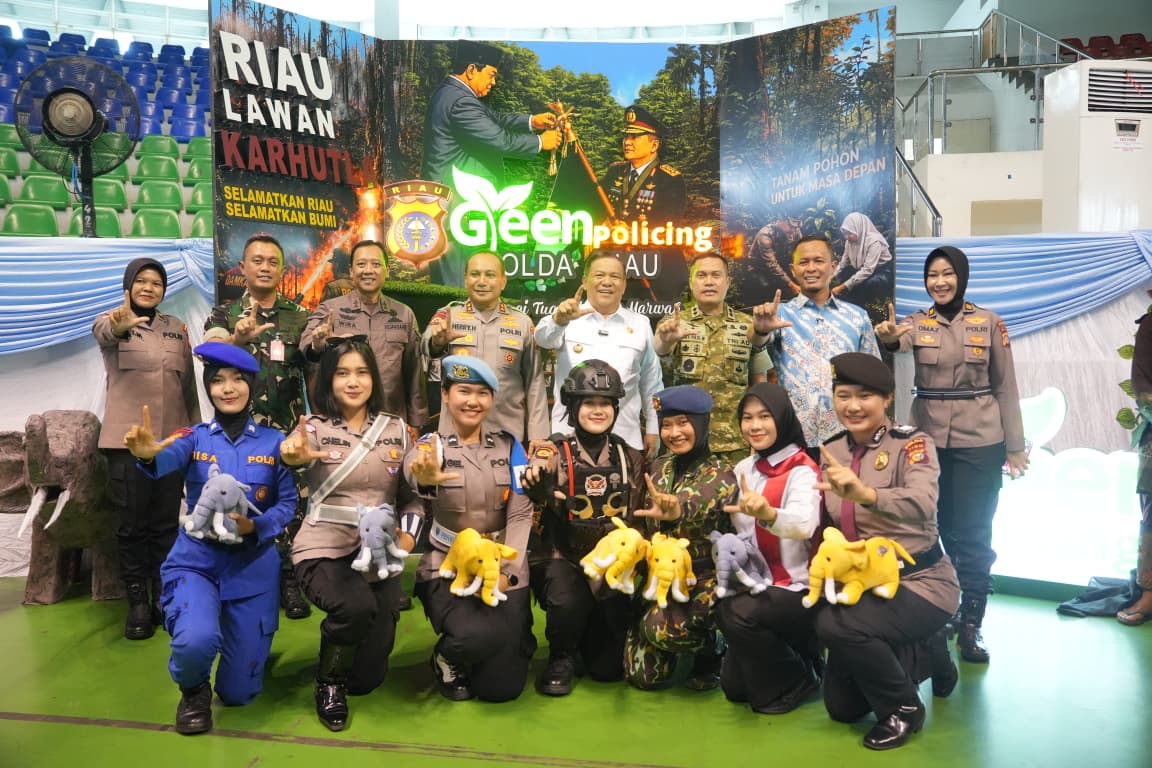 Riau Bhayangkara Run Diikuti 15.000.Peserta, Boneka Nona Seroja Jadi Souvenir Unik