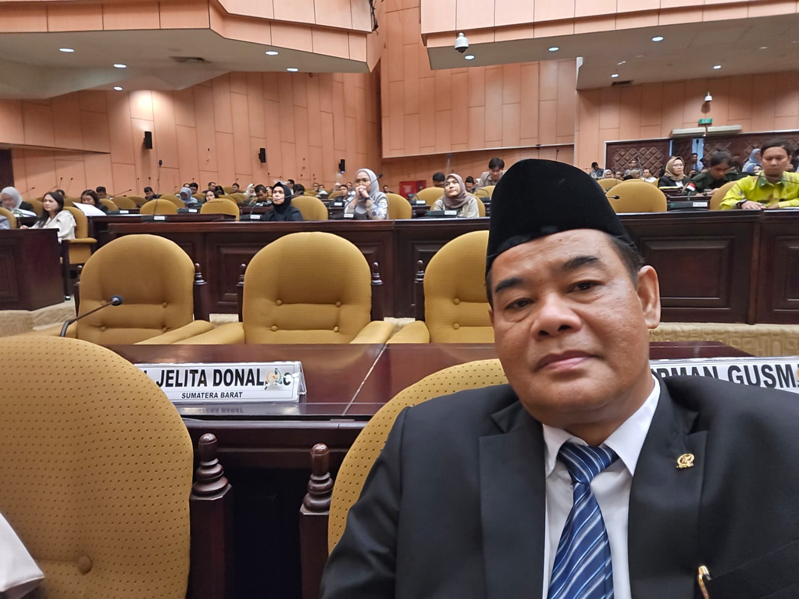 Suarakan Riau Jadi Daerah Istimewa di Senayan, Abdul Hamid: Mari Kita Semua Bersama-Sama Mendukung
