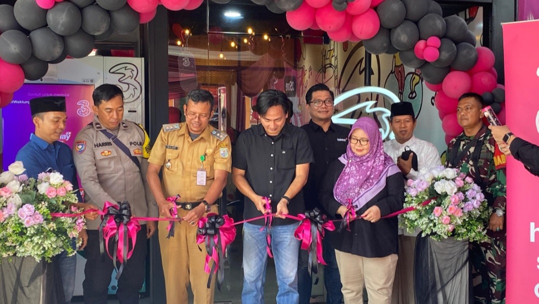 3Store Jambi Hadirkan Program Lucky Wheel Berhadiah Menarik bagi Pelanggan Tri