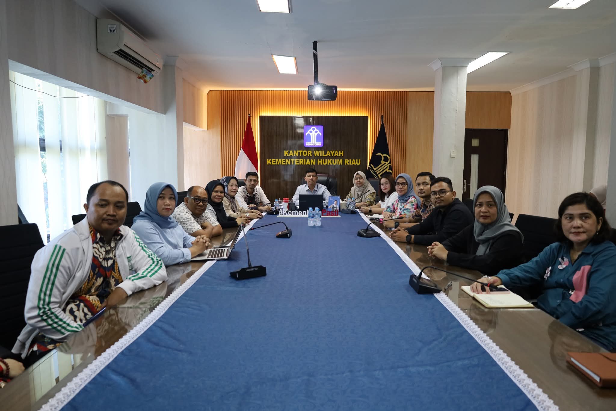 Kemenkum Riau Ikuti Forum Pengaduan Publik Bersama Menteri Hukum RI
