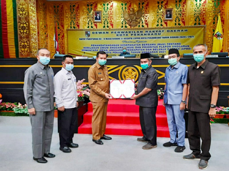 MoU KUA-PPAS, R-APBD Pekanbaru 2021 Diteken Sebesar Rp2,597 Triliun
