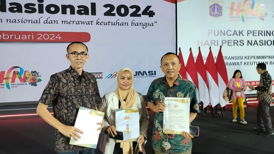 Tiga Wartawan Riau Terima PCNO dari PWI Pusat