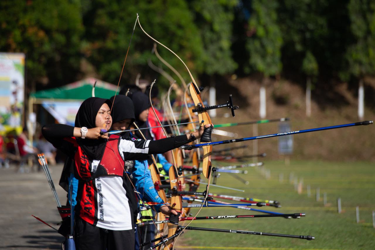 Sempena Milad UIR ke-60, UIR Archery Club Gelar Lomba Panahan se Sumatera