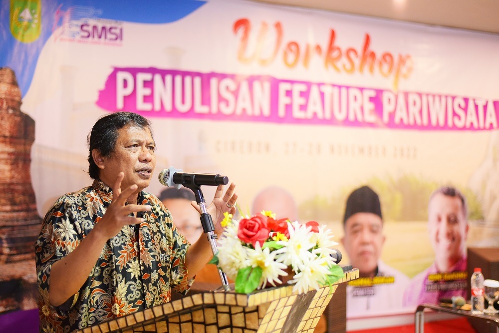 Gelar Workshop Penulisan Feuture Pariwisata di Cirebon, Yono Hartono: Saya Bangga pada SMSI Riau