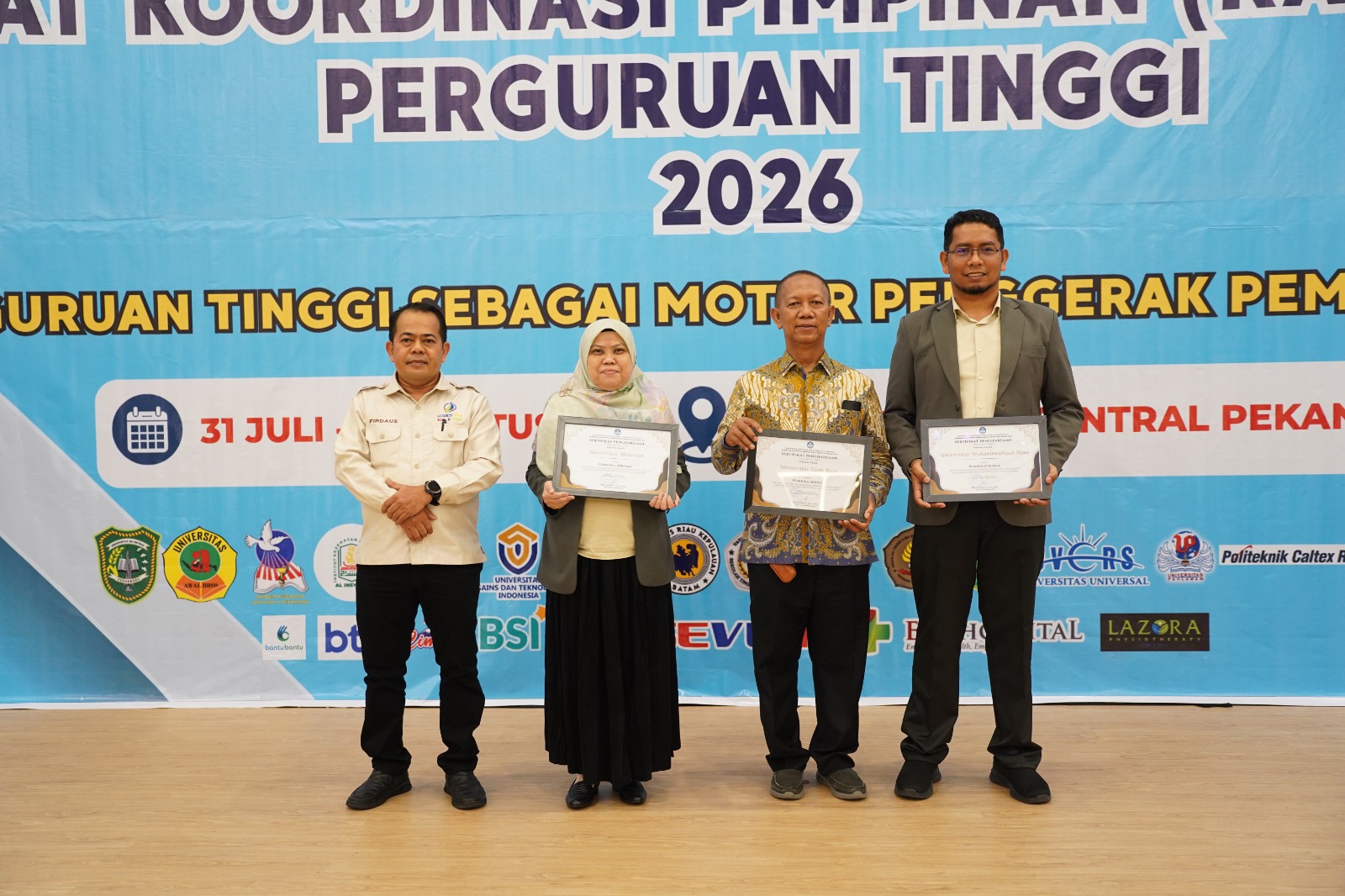 Lagi, UIR Pertahankan Juara 1 Pengelola Laman dan Sosial Media Terbaik Dilingkungan LLDIKTI XVII