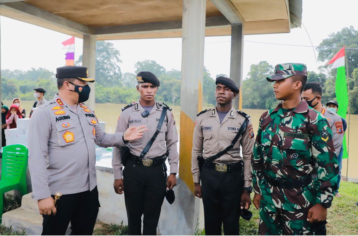Polda Riau Renovasi Masjid Syekh Abdurrahman Singawek di Gading Permai