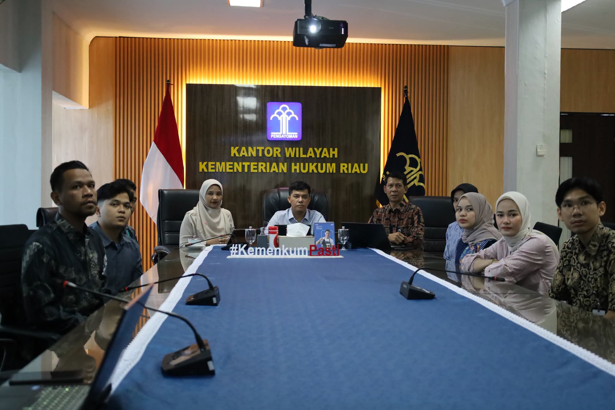 Wadah Aspirasi Masyarakat, Kanwil Kemenkum Riau Ikuti Forum Pengaduan Pelayanan Publik 