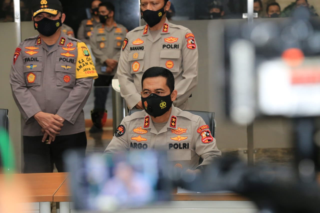 Besok, Polri Gelar Vaksinasi Massal Serentak di Seluruh Indonesia