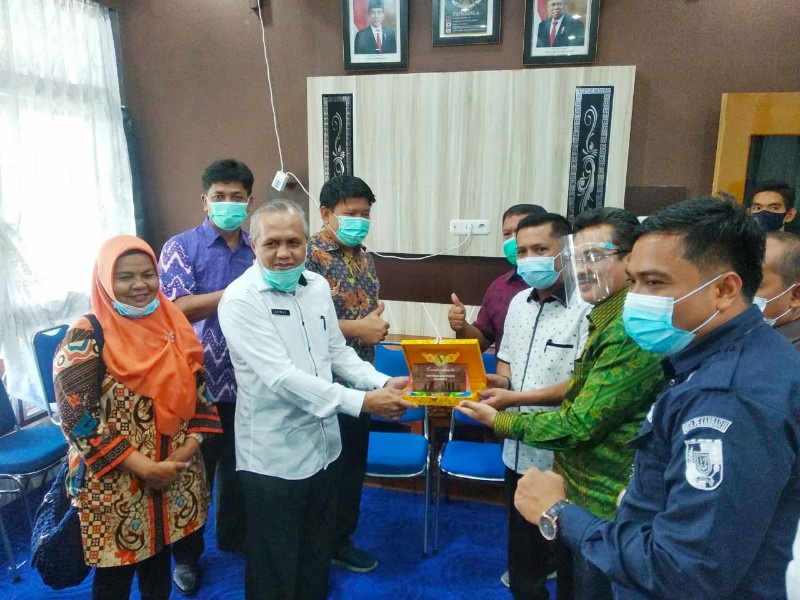 Pansus III DPRD Studi Banding ke Jambi dan Padang