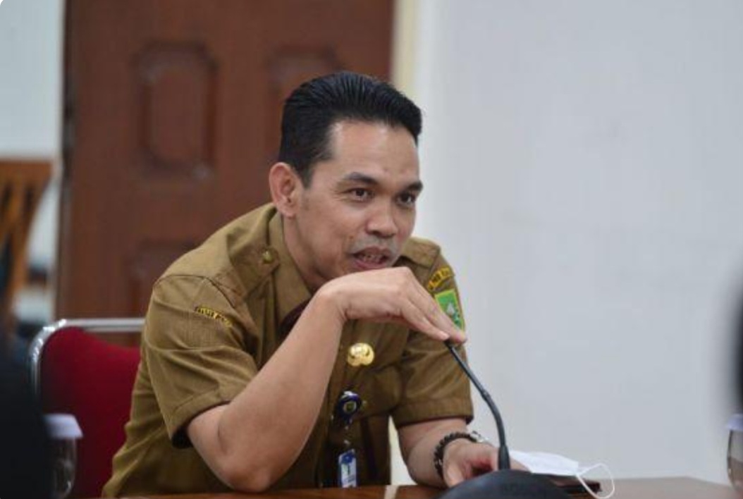 Mahasiswa Unri Demo Kantor Gubri, Erisman: Sangat Banyak Kemajuan yang Dicapai Kepemimpinan Syamsuar-Edy Natar Nasution