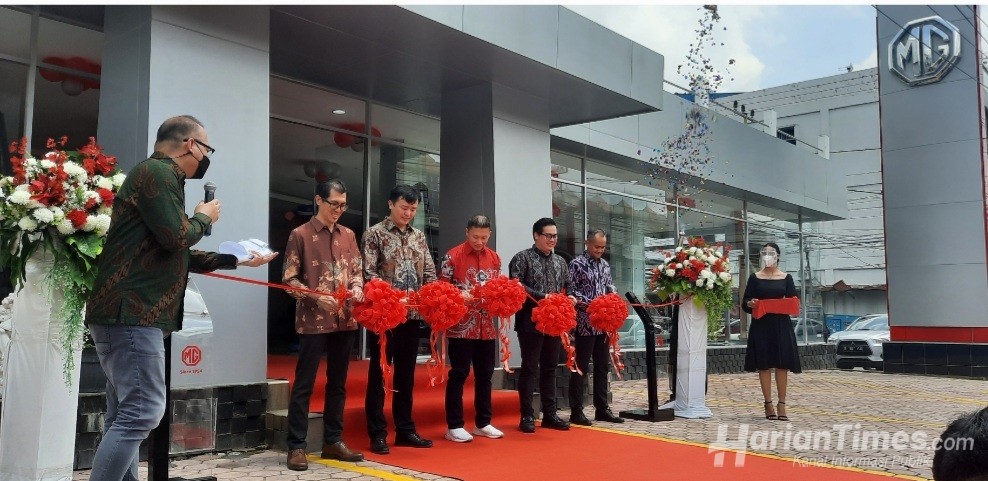 Melebarkan Sayap di Pulau Sumatera, MG Motor Indonesia Resmikan Outlet ke-15 di Pekanbaru